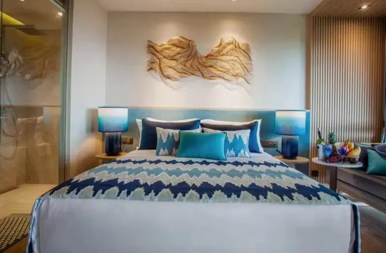 Laya Resort Phuket, у пляжа
