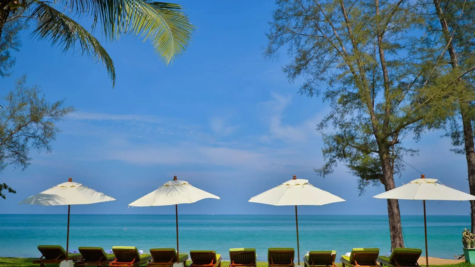 The Briza Beach Resort 4*